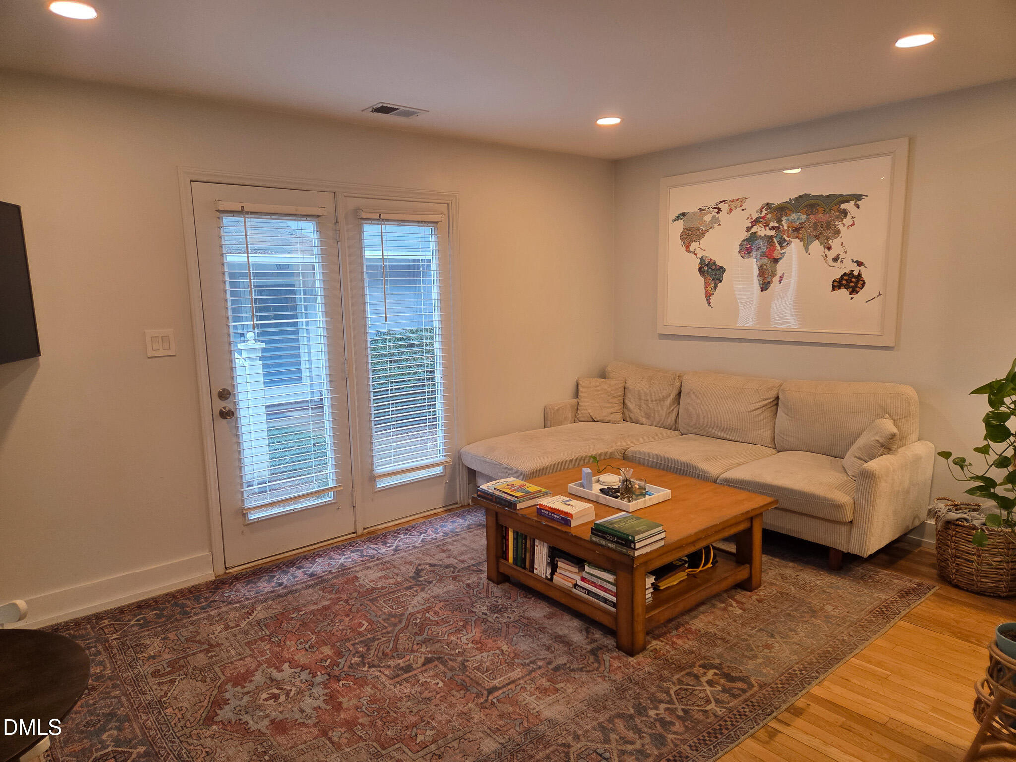 1416 Barton Pl Drive Raleigh, NC 27608 - Photo 5 of 18 20260110_090323