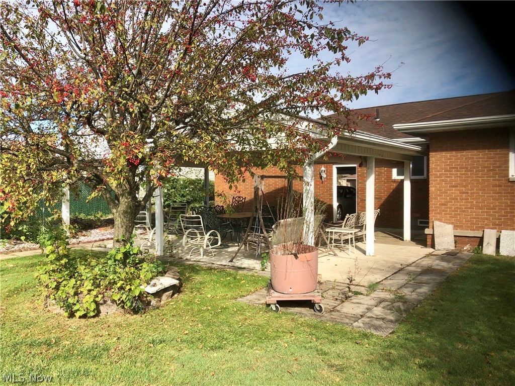 667 Robinson Road Campbell, OH 44405 - Photo 15 of 24 Gallery Image 15