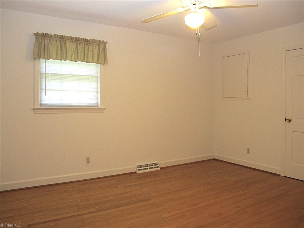 4302 Witherow Road Winston-Salem, NC 27106 - Photo 10 of 32 Gallery Image 10