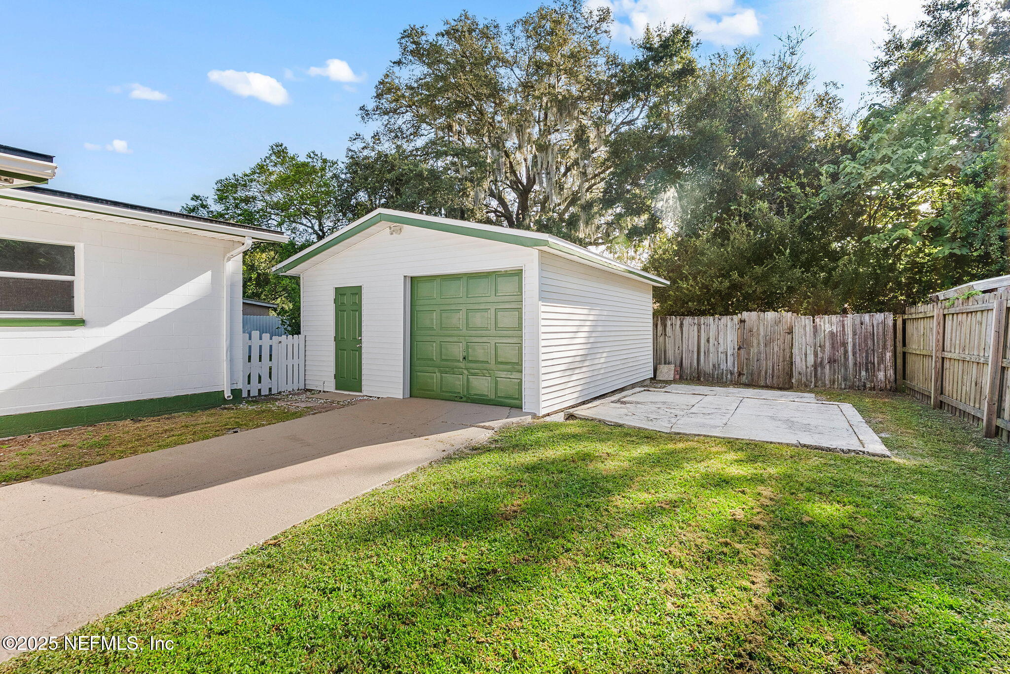 3225 Sandhurst Road East Jacksonville, FL 32277 - Photo 4 of 24 detached garage