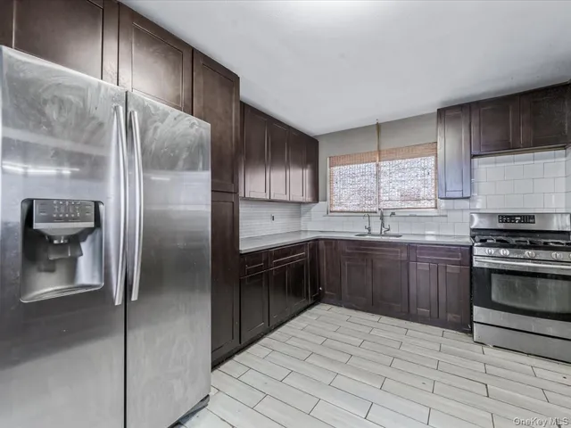 $450,000 | 22 Mason Street, Hempstead, NY 11550