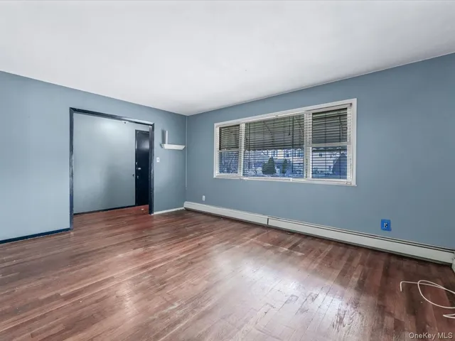 $450,000 | 22 Mason Street, Hempstead, NY 11550