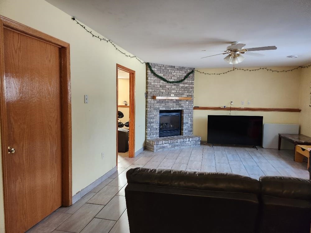 1719 Foothill Avenue Schofield, WI 54476 - Photo 8 of 39