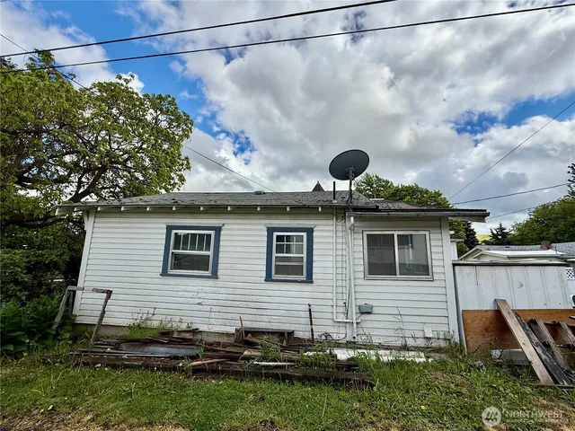 $299,000 | 303-307 North 3rd Street, Dayton, WA 99328