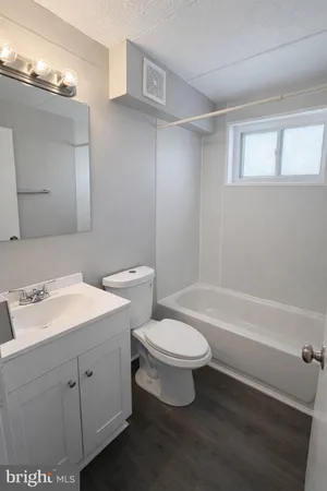 $895 | 403 North Newberry Street, Unit 303, York, PA 17401
