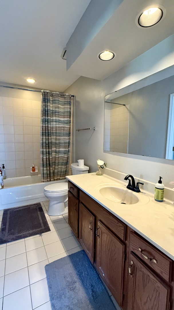 151 Pier Court Naperville, IL 60565 - Photo 10 of 27