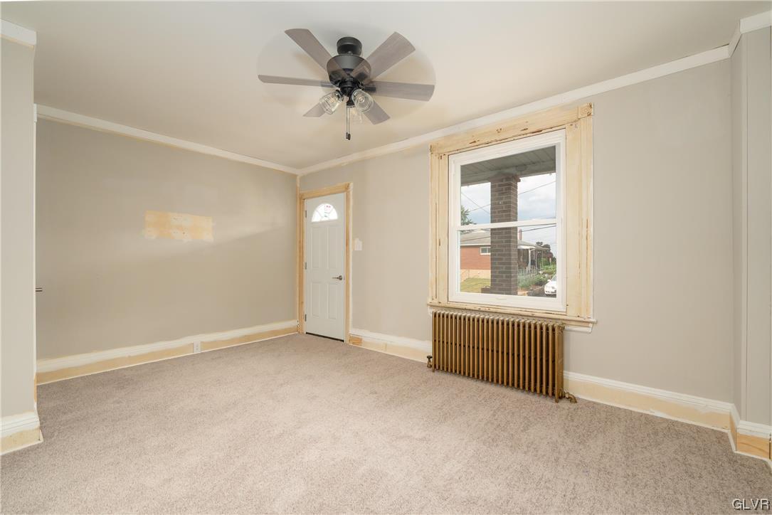 554 South Clewell Street Bethlehem, PA 18015 - Photo 4 of 20