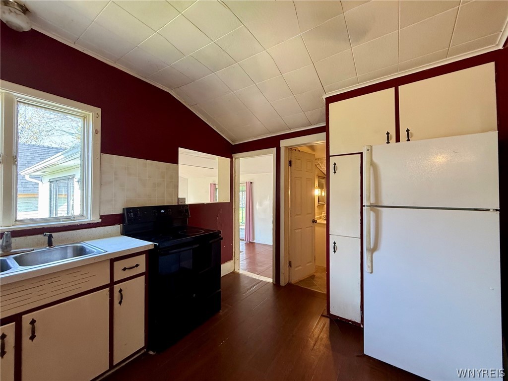 248 Haner Street Wilson, NY 14172 - Photo 14 of 32