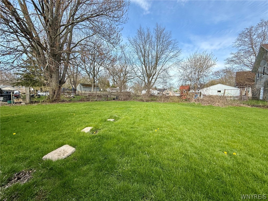 248 Haner Street Wilson, NY 14172 - Photo 7 of 32