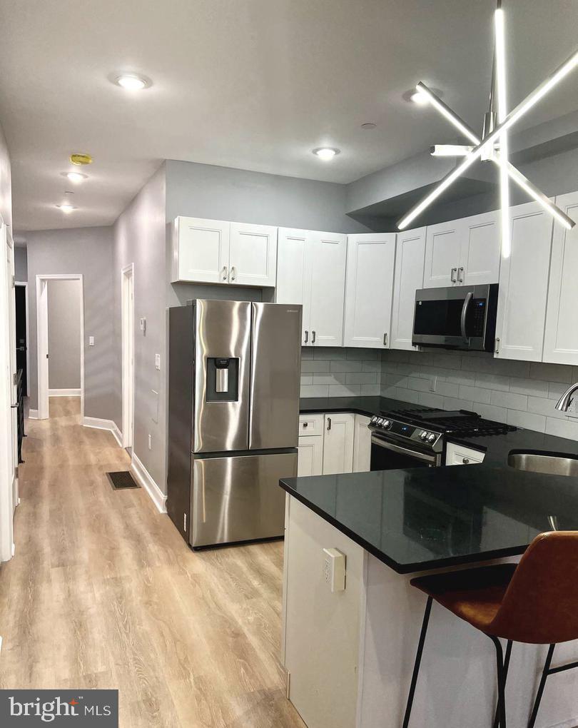 1609 Ellsworth Street, Unit 1 Philadelphia, PA 19146 - Photo 3 of 11