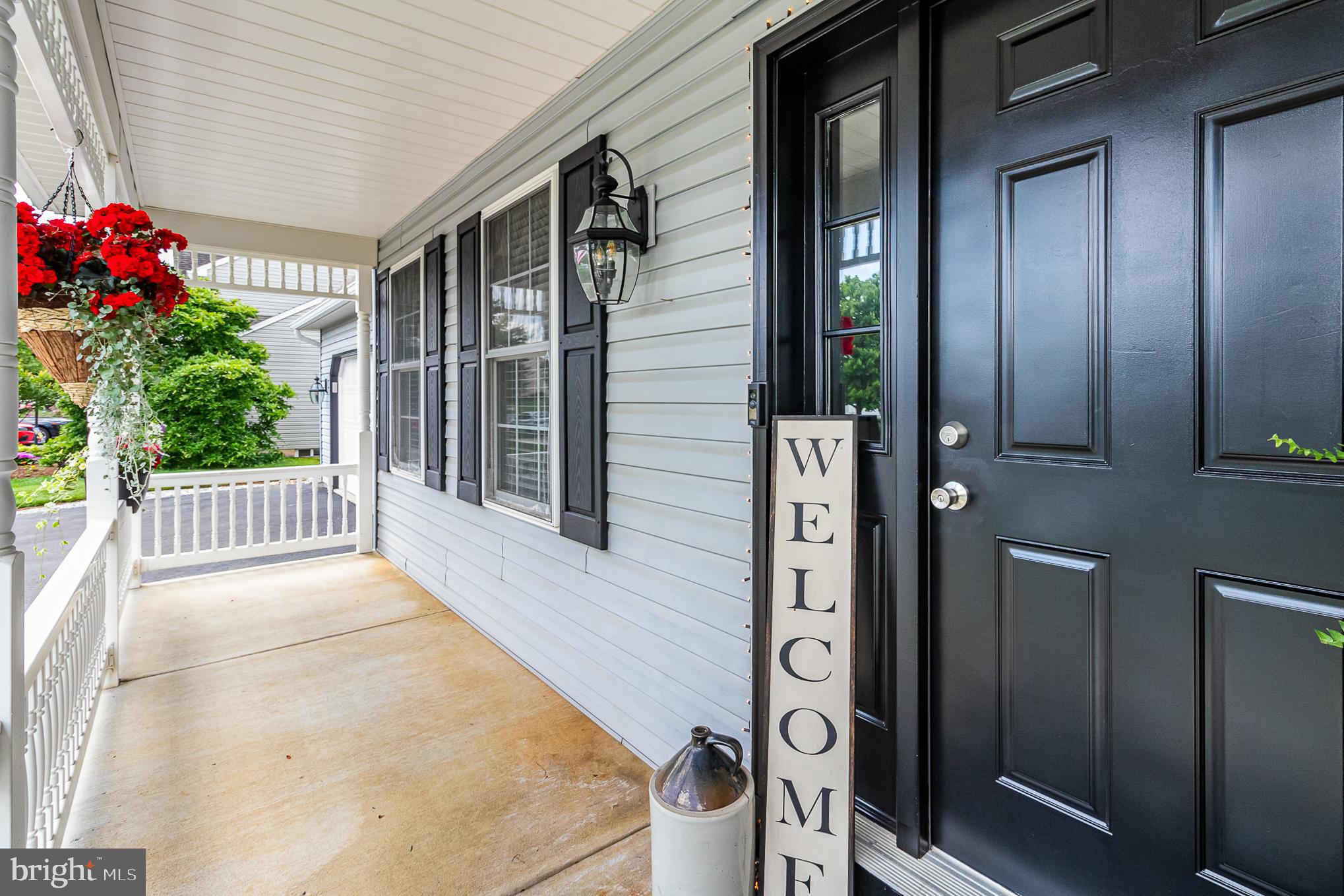 411 Springbrook Drive Palmyra, PA 17078 - Photo 4 of 59