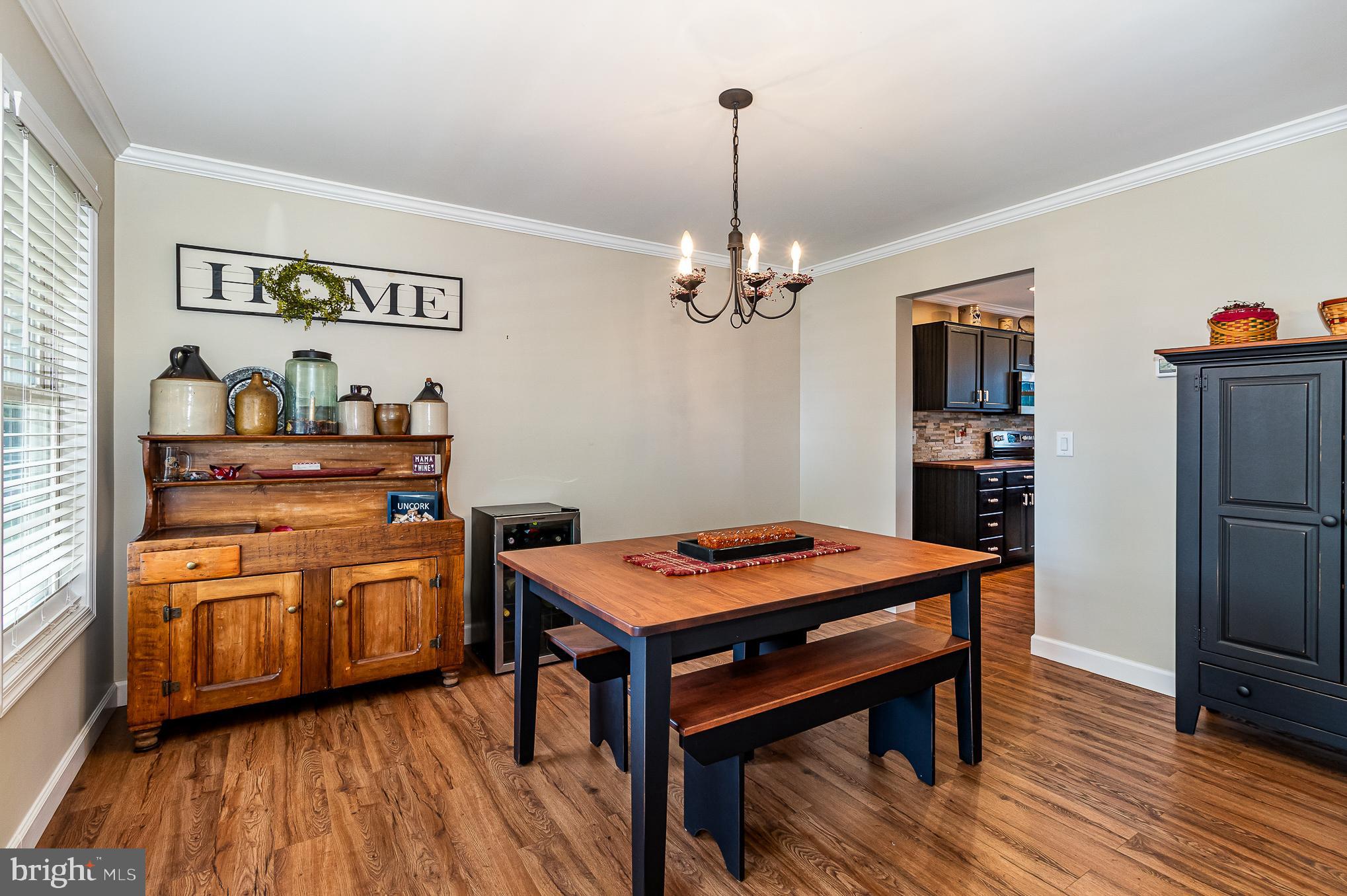 411 Springbrook Drive Palmyra, PA 17078 - Photo 8 of 59 Dining Room