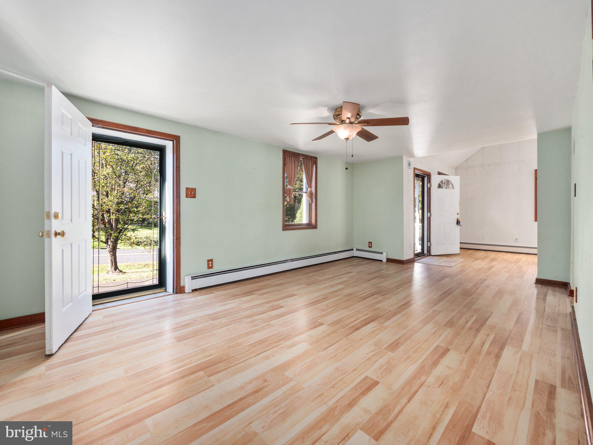 813 Rising Sun Road Telford, PA 18969 - Photo 6 of 27