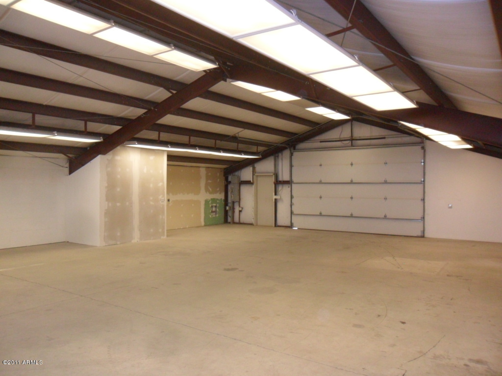3854 East Vineyard Road Phoenix, AZ 85042 - Photo 30 of 54 SAM_7384