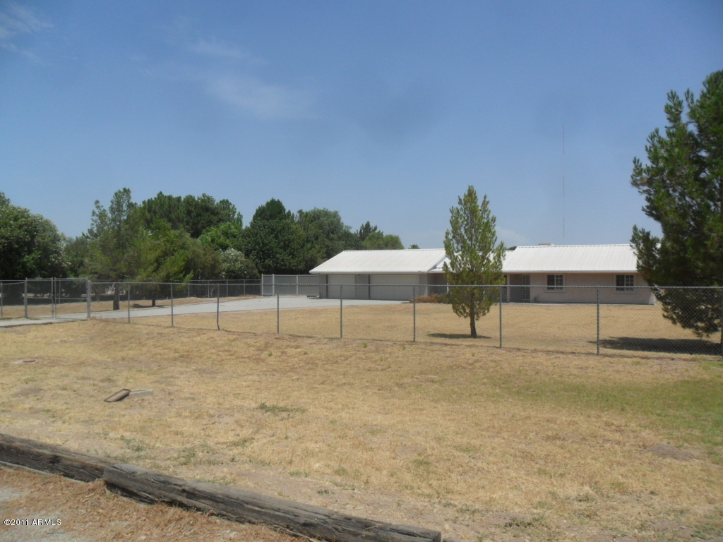 3854 East Vineyard Road Phoenix, AZ 85042 - Photo 3 of 54 SAM_7335