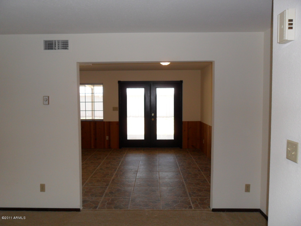 3854 East Vineyard Road Phoenix, AZ 85042 - Photo 34 of 54 SAM_1252