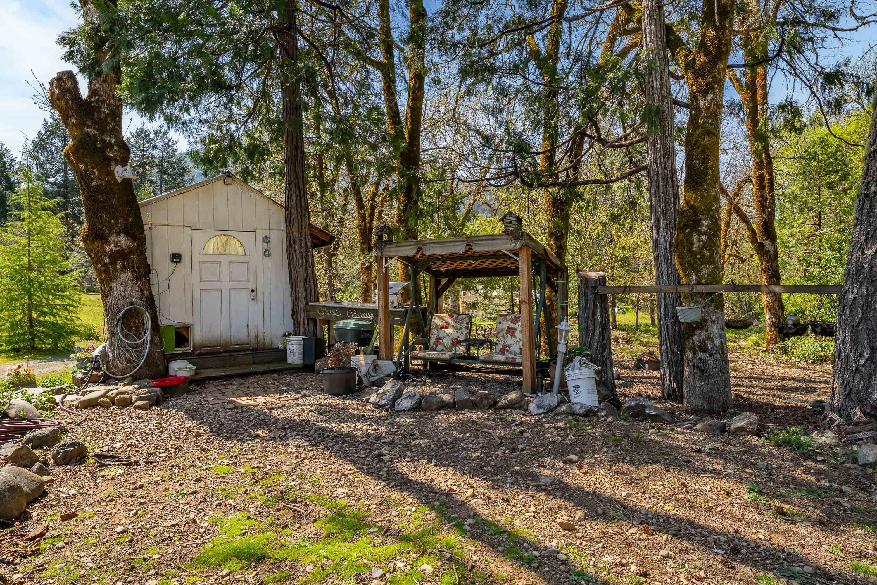 8570 Deer Creek Road Selma, OR 97538 - Photo 31 of 54 EXT (5 of 26)
