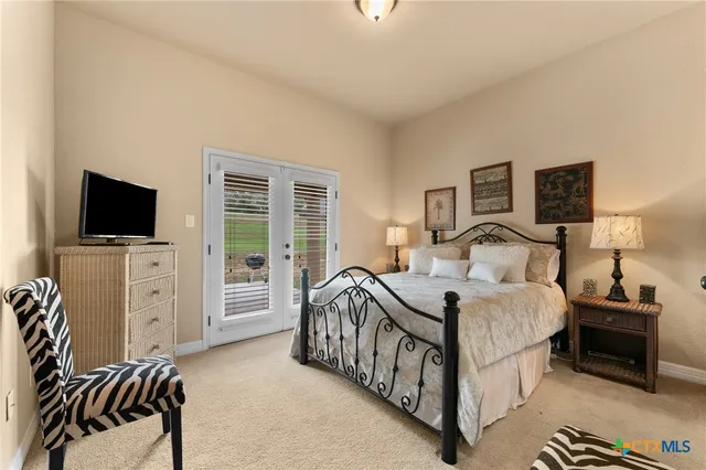 $935,000 | 26219 Park Bend Drive, New Braunfels, TX 78132