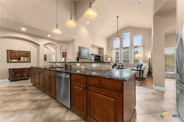 $935,000 | 26219 Park Bend Drive, New Braunfels, TX 78132
