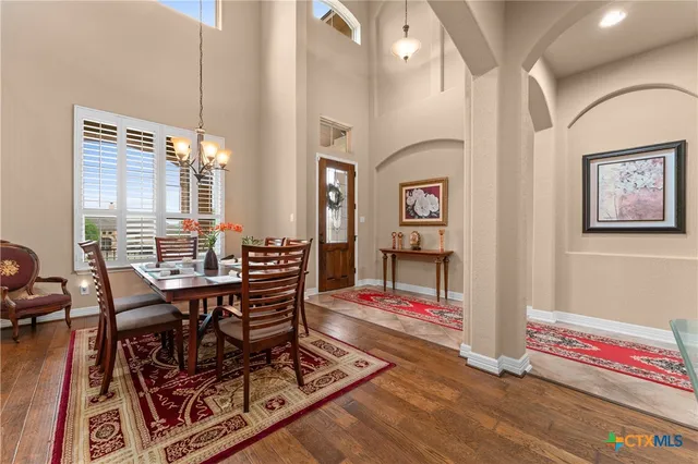 $935,000 | 26219 Park Bend Drive, New Braunfels, TX 78132