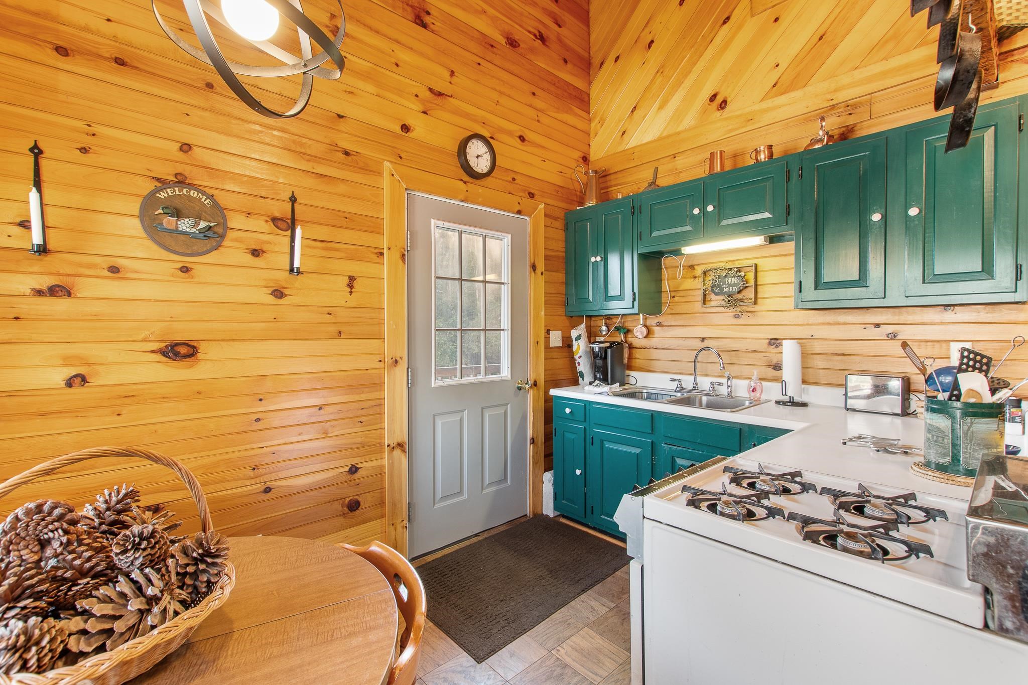 32 Chapel Hill Road Errol, NH 03579 - Photo 5 of 32