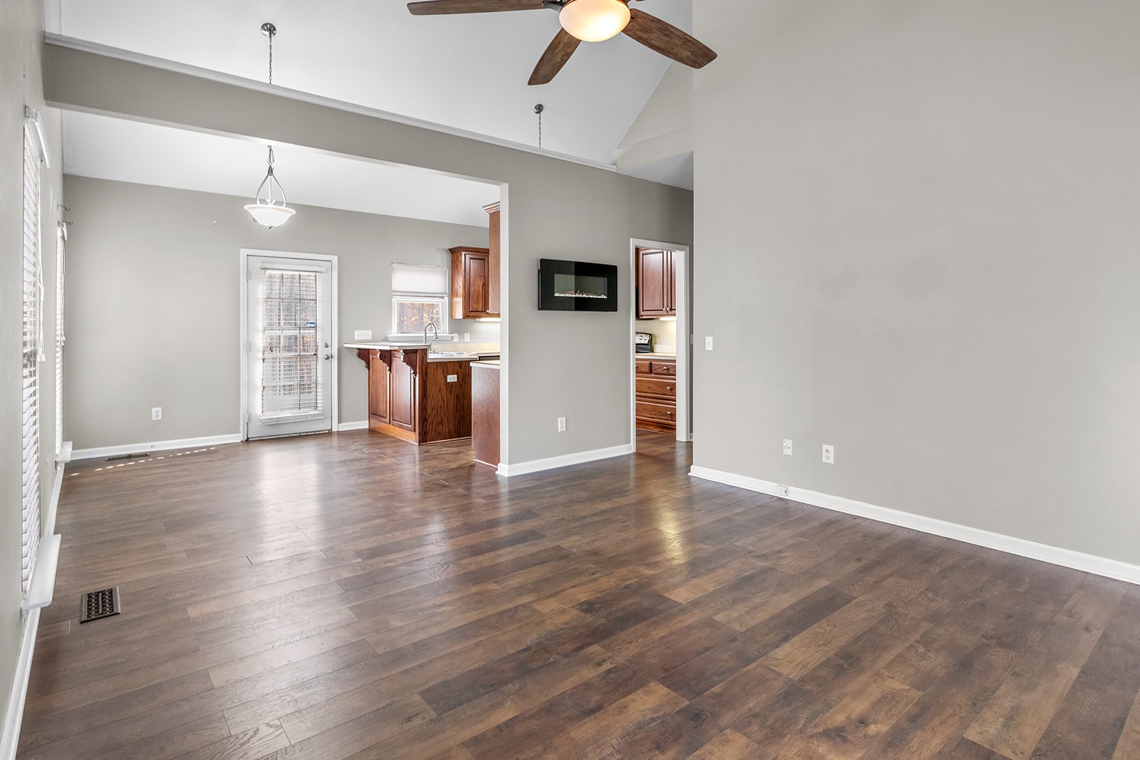 484 Sylvis Road Dickson, TN 37055 - Photo 6 of 30 Gallery Image 6