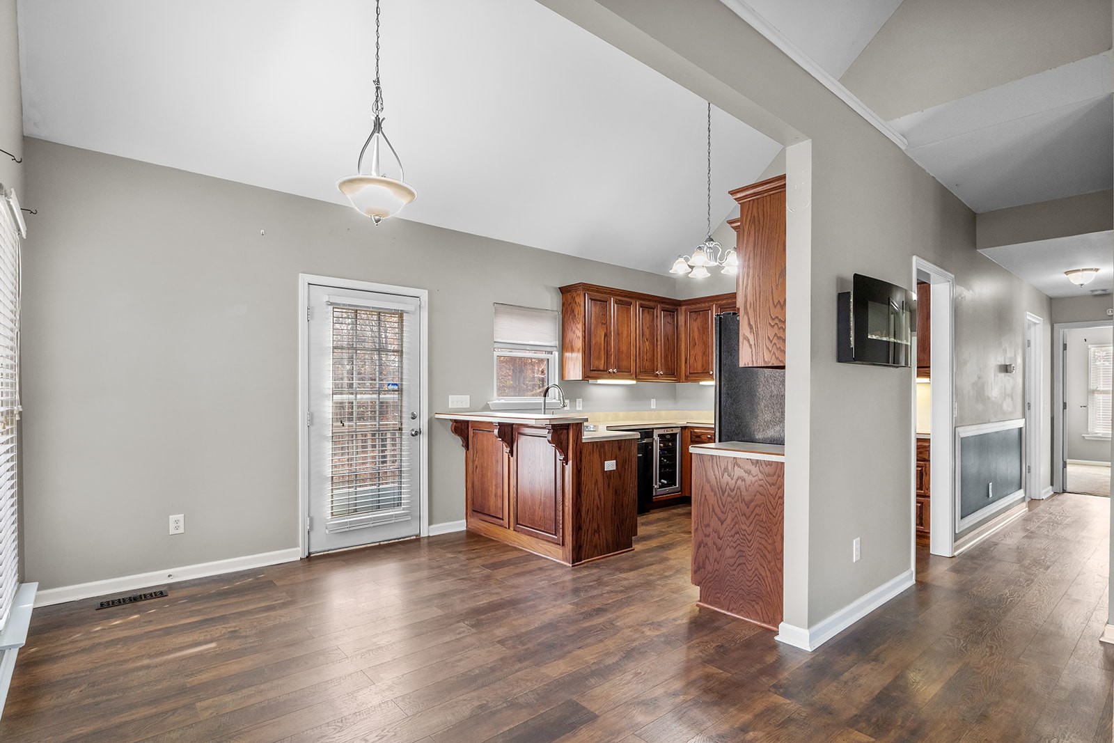 484 Sylvis Road Dickson, TN 37055 - Photo 7 of 30 Gallery Image 7