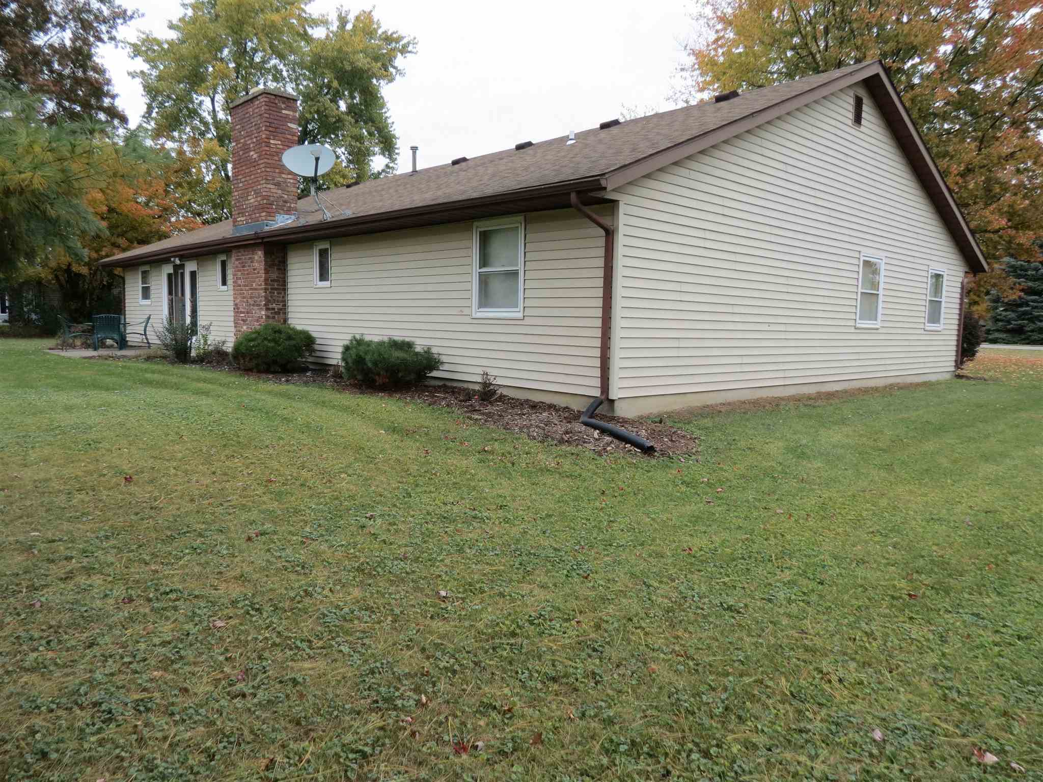 11327 Roberts Road Harlan, IN 46743 - Photo 35 of 36