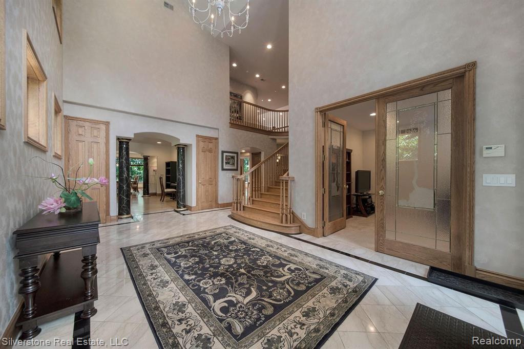 1913 Arthurs Way Rochester Hills, MI 48306 - Photo 9 of 61