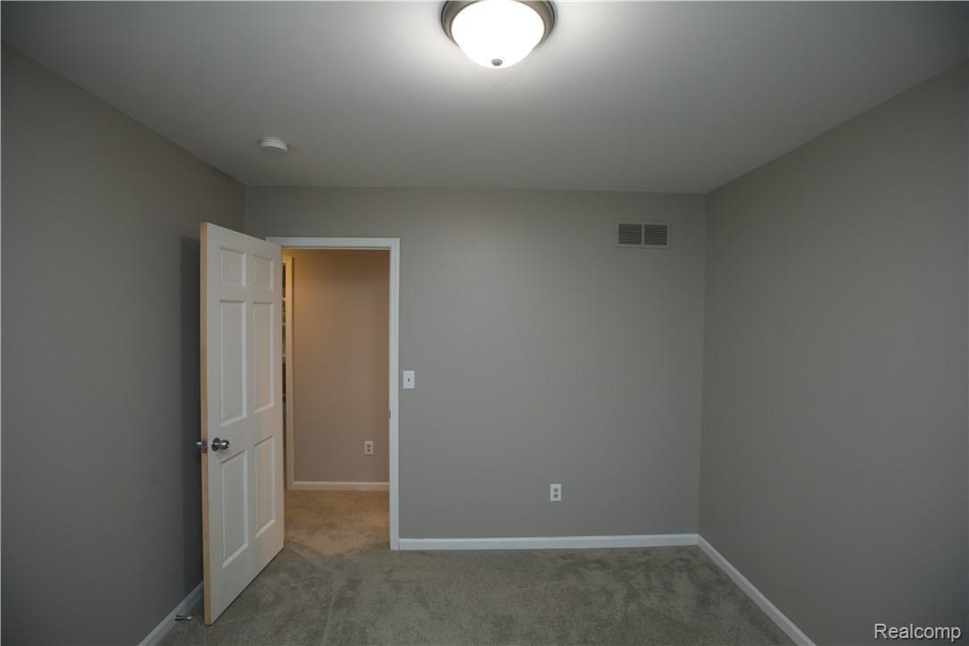 13906 Rocky Ridge Hartland, MI 48353 - Photo 34 of 73 RRK-133.jpg