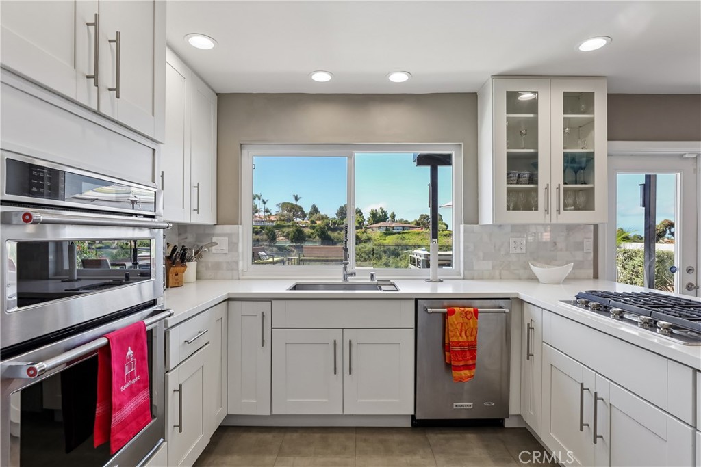 6954 Verde Ridge Road Rancho Palos Verdes, CA 90275 - Photo 9 of 57 Gallery Image 9