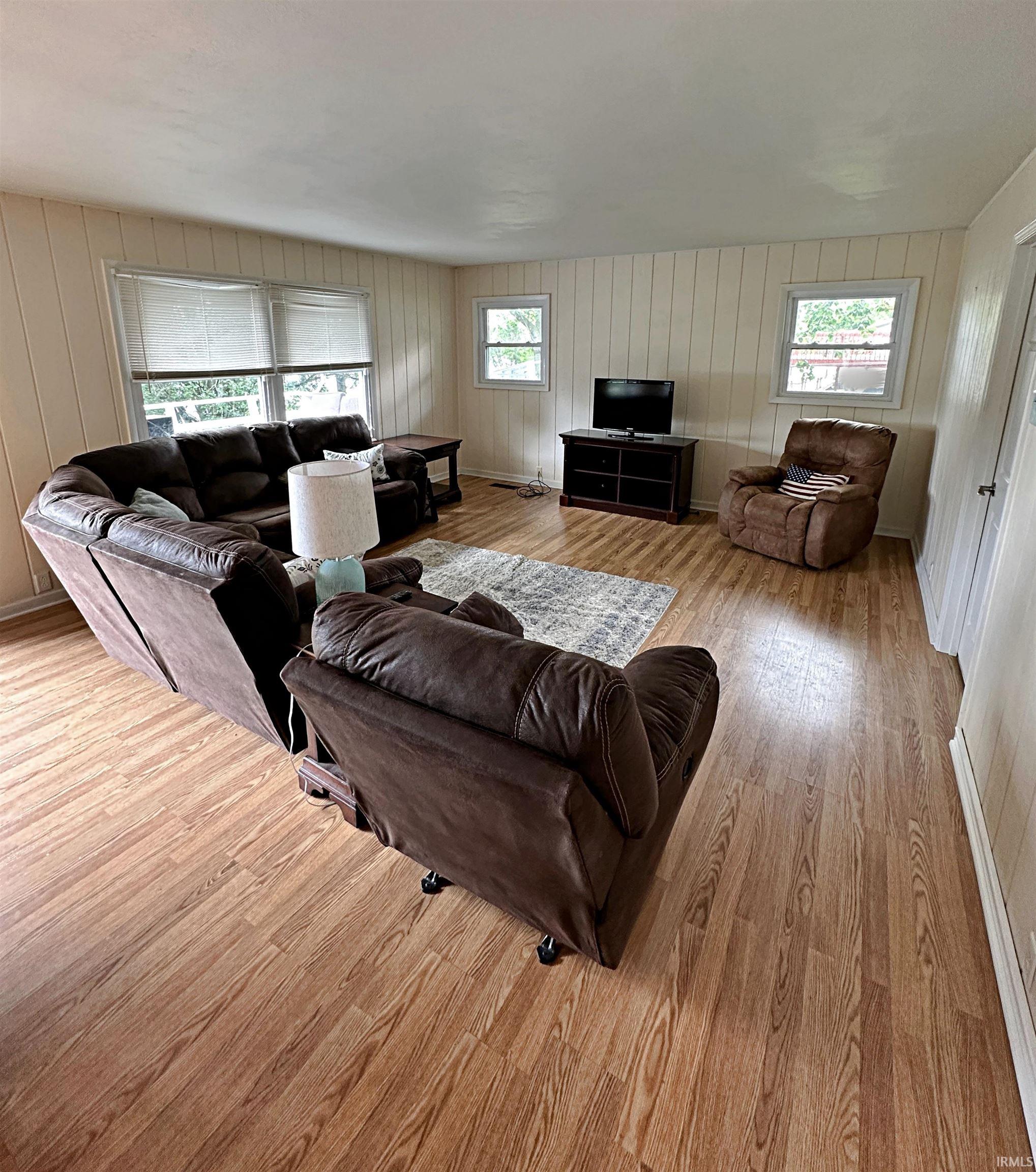 5651 North Craney Road Loogootee, IN 47553 - Photo 2 of 36 Gallery Image 2