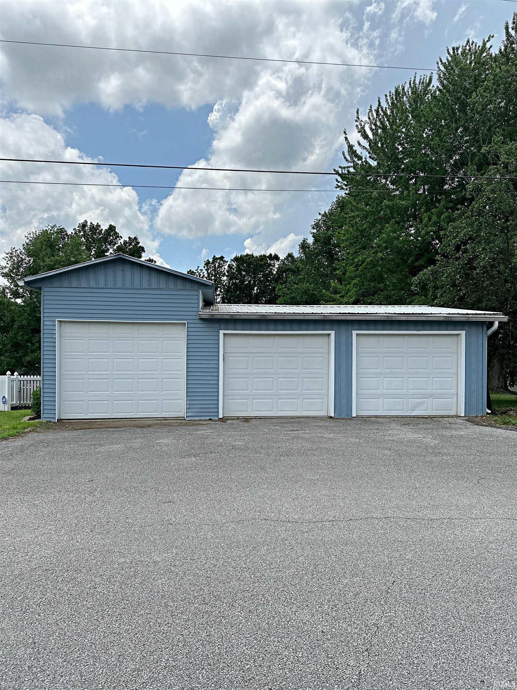 5651 North Craney Road Loogootee, IN 47553 - Photo 28 of 36 Gallery Image 28