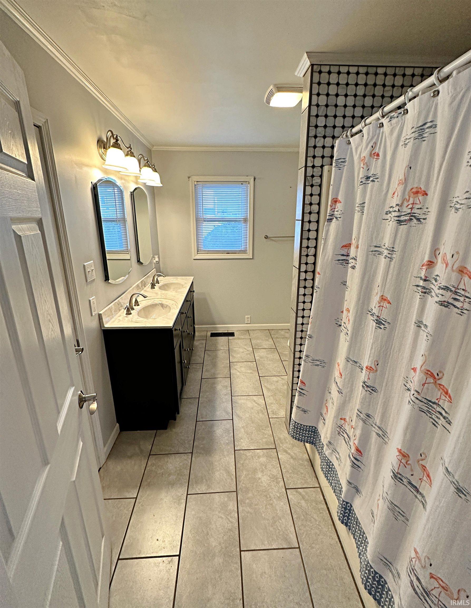 5651 North Craney Road Loogootee, IN 47553 - Photo 10 of 36 Gallery Image 10