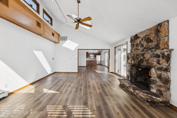 $3,200 | 222 Marine Plaza, Unit A, Forked River, NJ 08731