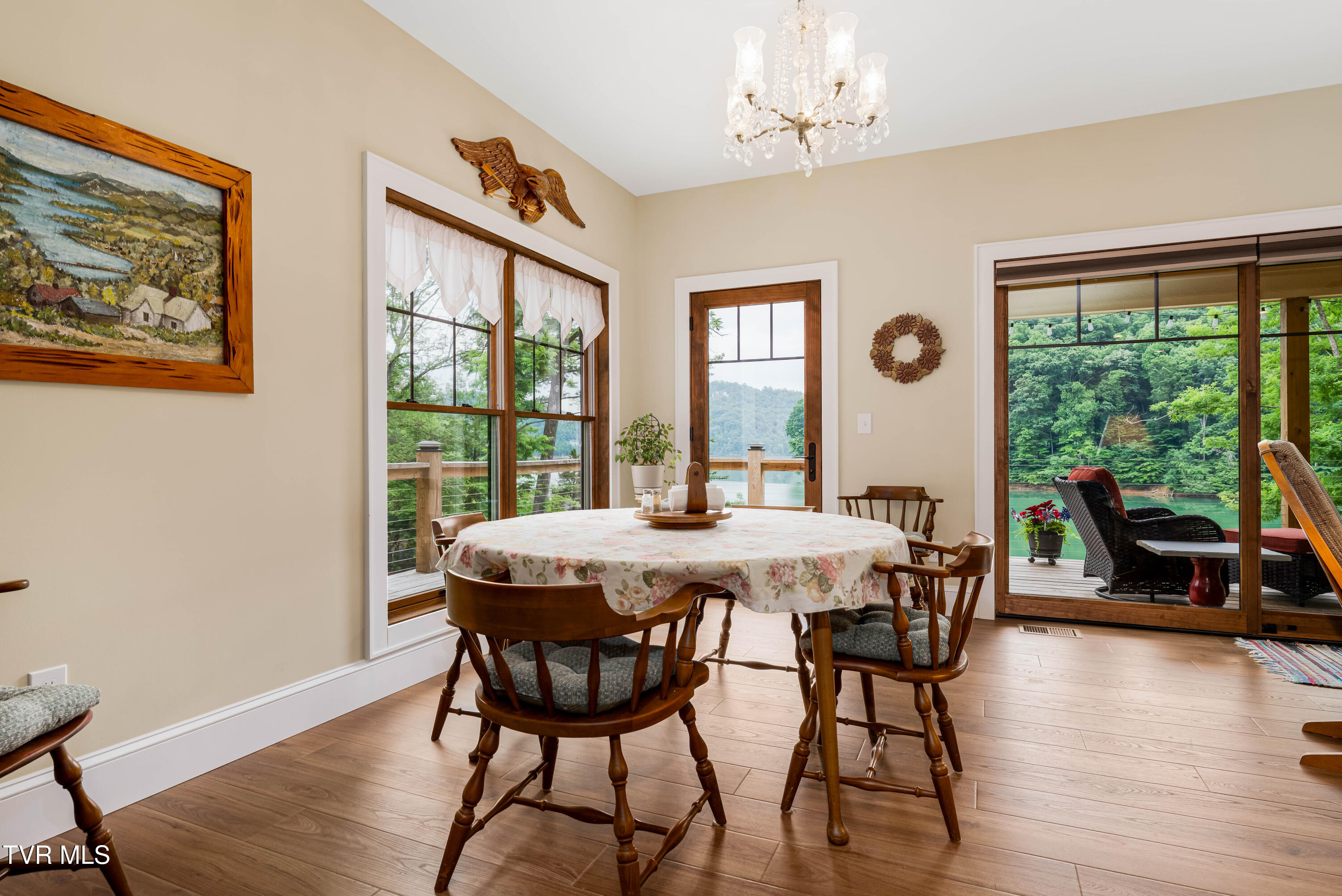 175 Lakeside Drive Butler, TN 37640 - Photo 14 of 102 175 Lakeside Dr (85 of 117)