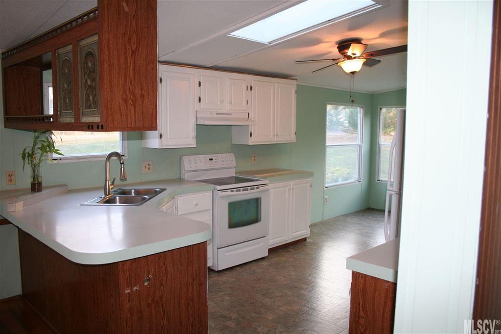 3220 Carmel Ridge Road Newton, NC 28658 - Photo 11 of 14 Gallery Image 11
