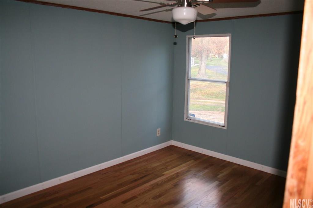 3220 Carmel Ridge Road Newton, NC 28658 - Photo 3 of 14 Gallery Image 3