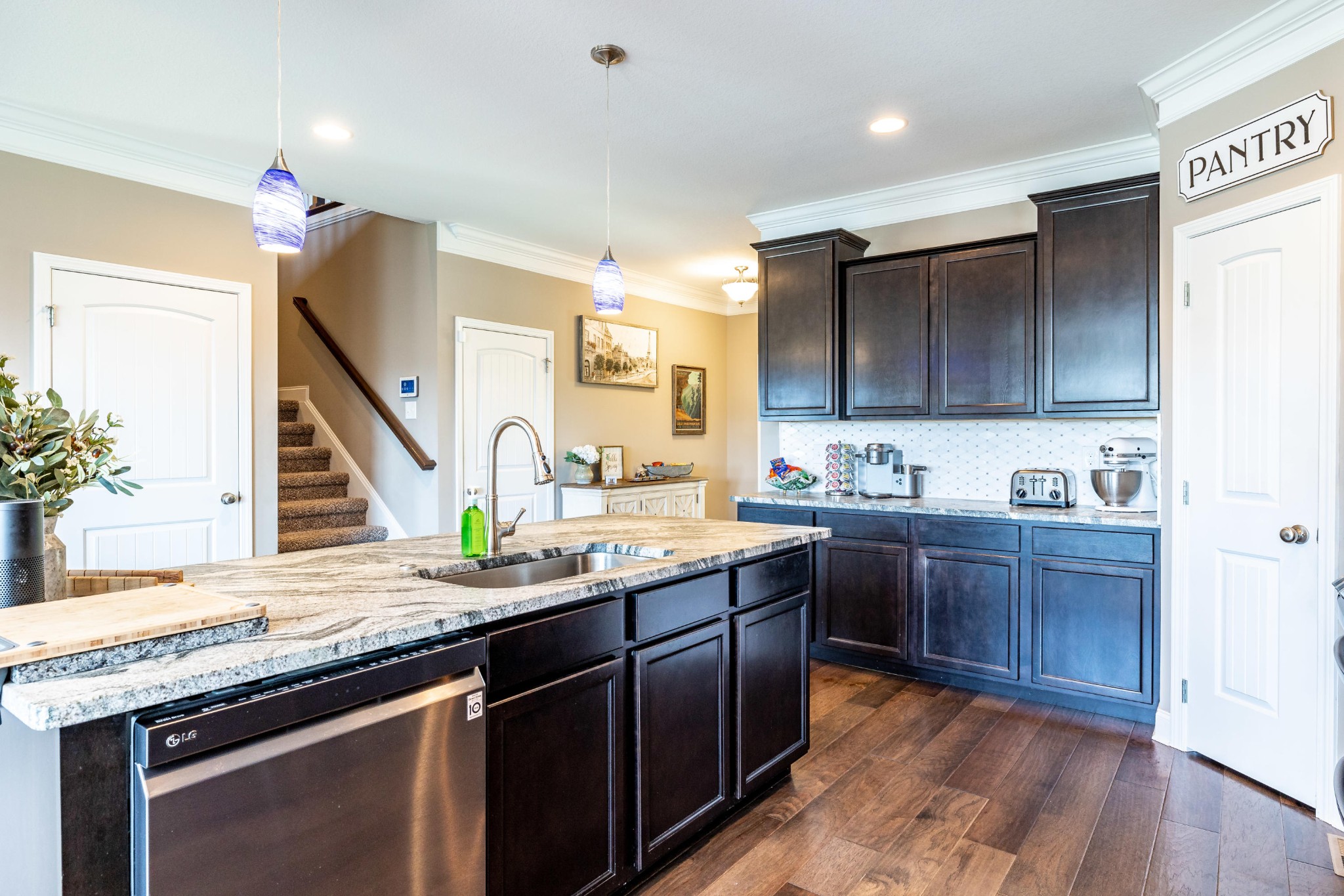 108 Hitchberry Road Oak Ridge, TN 37830 - Photo 4 of 36 Gallery Image 4