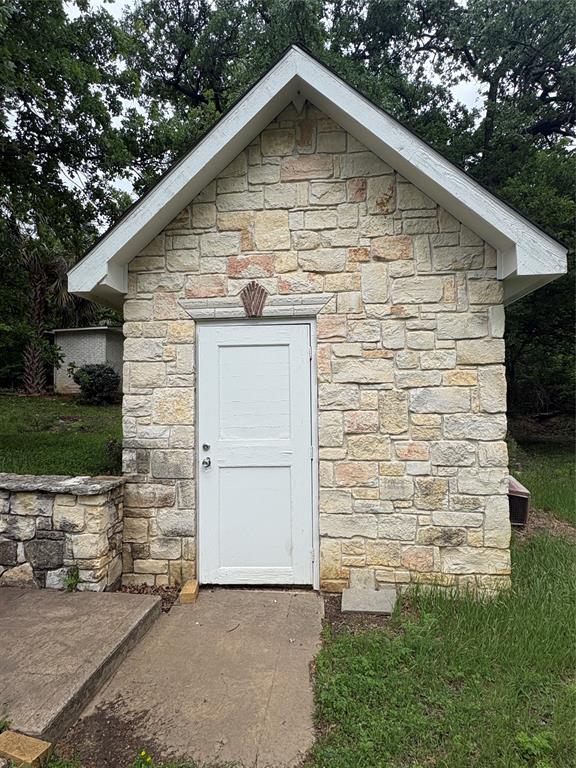 6529 Asher Road Alvarado, TX 76009 - Photo 36 of 39 a view of front door and yard