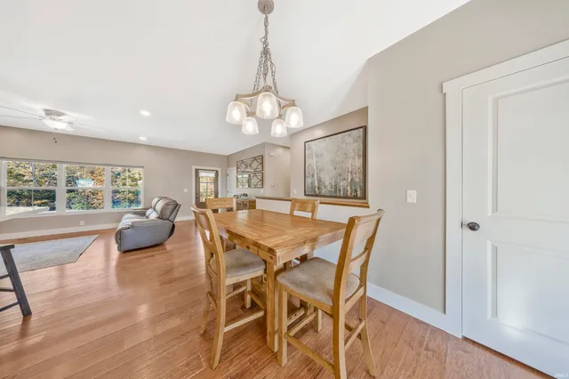 $389,990 | 5142 Highway 65, Owensville, IN 47665