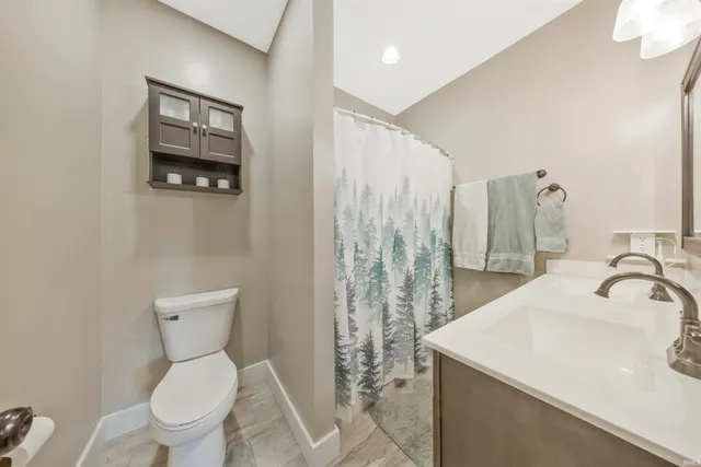 $389,990 | 5142 Highway 65, Owensville, IN 47665