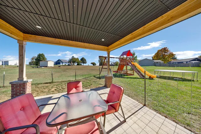 $389,990 | 5142 Highway 65, Owensville, IN 47665