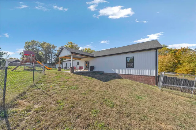 $389,990 | 5142 Highway 65, Owensville, IN 47665