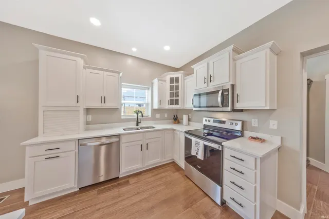 $389,990 | 5142 Highway 65, Owensville, IN 47665