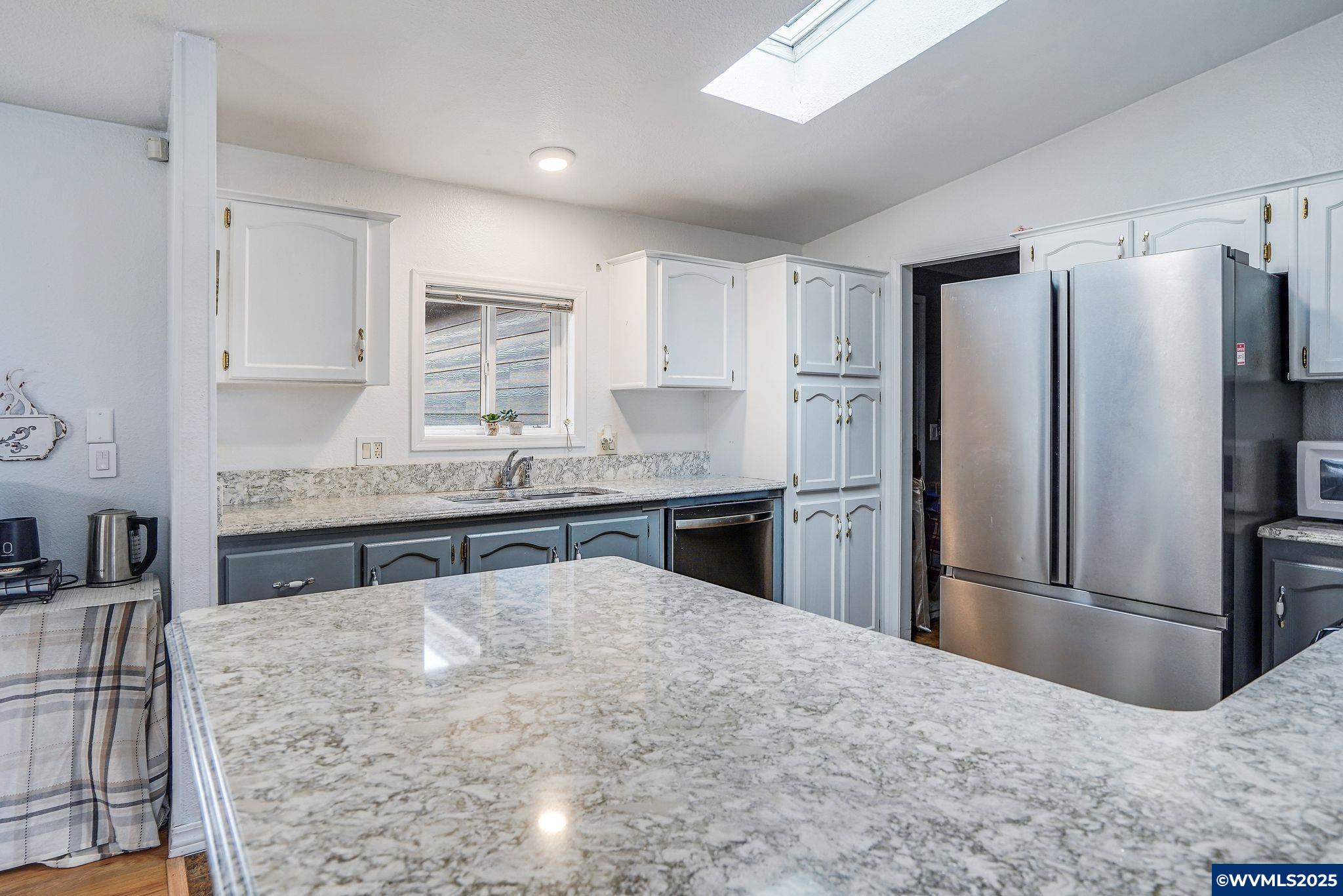 1349 Rhoda Lane Independence, OR 97351 - Photo 14 of 29 Gallery Image 14