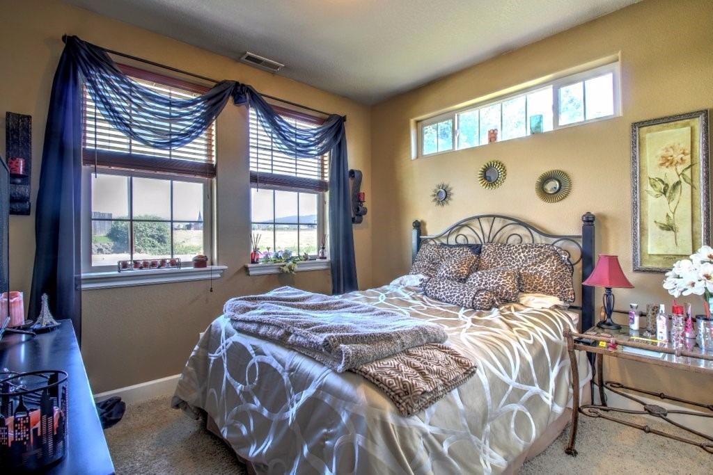 630 Barton Road Eagle Point, OR 97524 - Photo 18 of 21 Additional Photo