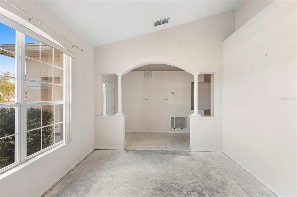 2123 Shadow Ridge Drive Deltona, FL 32725 - Photo 12 of 51