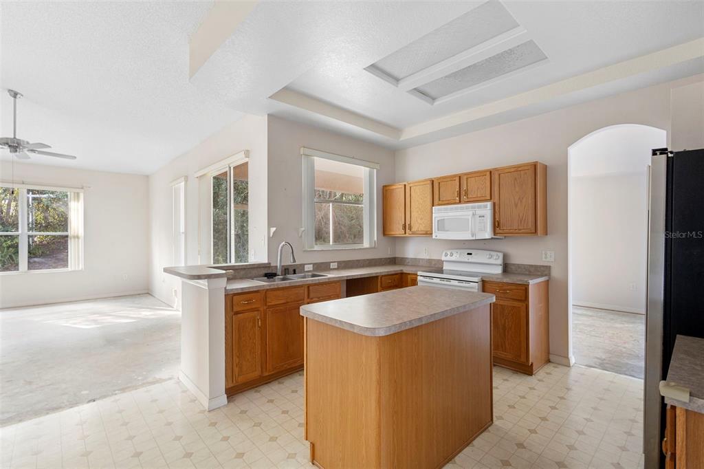 2123 Shadow Ridge Drive Deltona, FL 32725 - Photo 28 of 51