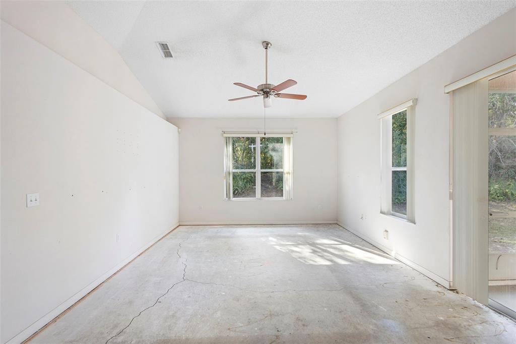 2123 Shadow Ridge Drive Deltona, FL 32725 - Photo 32 of 51